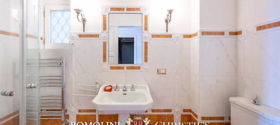 4 bedrooms Apartment in Florence, Italy No. 352646 31