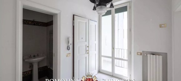 4 bedrooms Apartment in Florence, Italy No. 352646 43