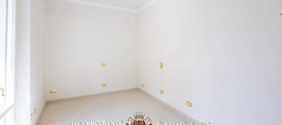 4 bedrooms Apartment in Florence, Italy No. 352646 40