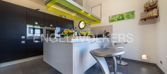 5 bedrooms Villa in Lisciano Niccone, Italy No. 132109 7