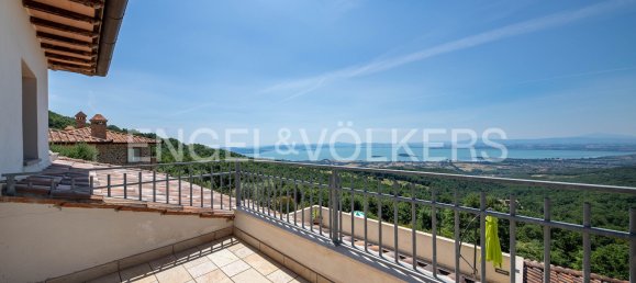 5 bedrooms Villa in Lisciano Niccone, Italy No. 132109 13