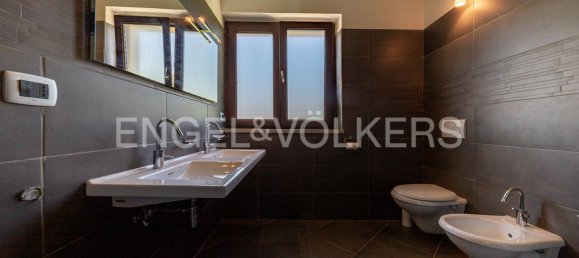 5 bedrooms Villa in Lisciano Niccone, Italy No. 132109 14