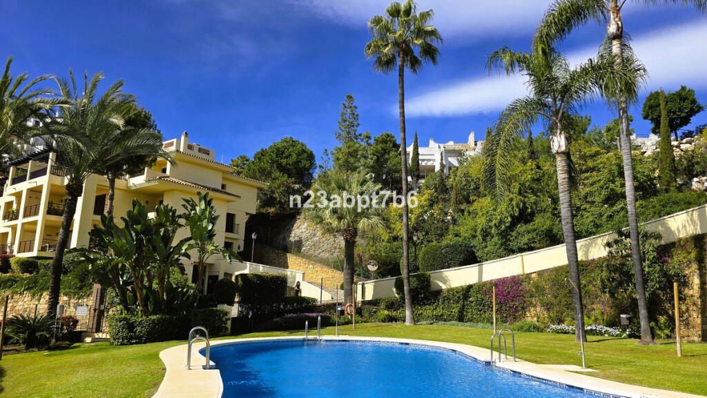 2 bedrooms Apartment in Los Arqueros, Spain No. 185384