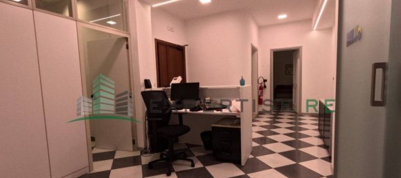 Офис с 5 комнатами в Катания, Италия № 154299 24