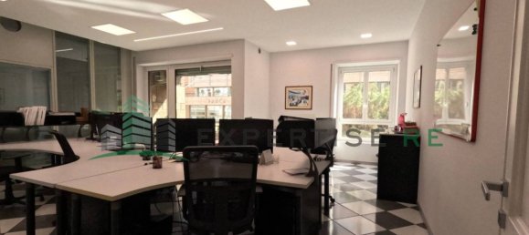 Офис с 5 комнатами в Катания, Италия № 154299 7