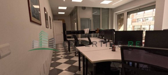 Офис с 5 комнатами в Катания, Италия № 154299 9