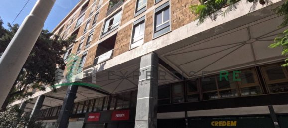 Офис с 5 комнатами в Катания, Италия № 154299 28