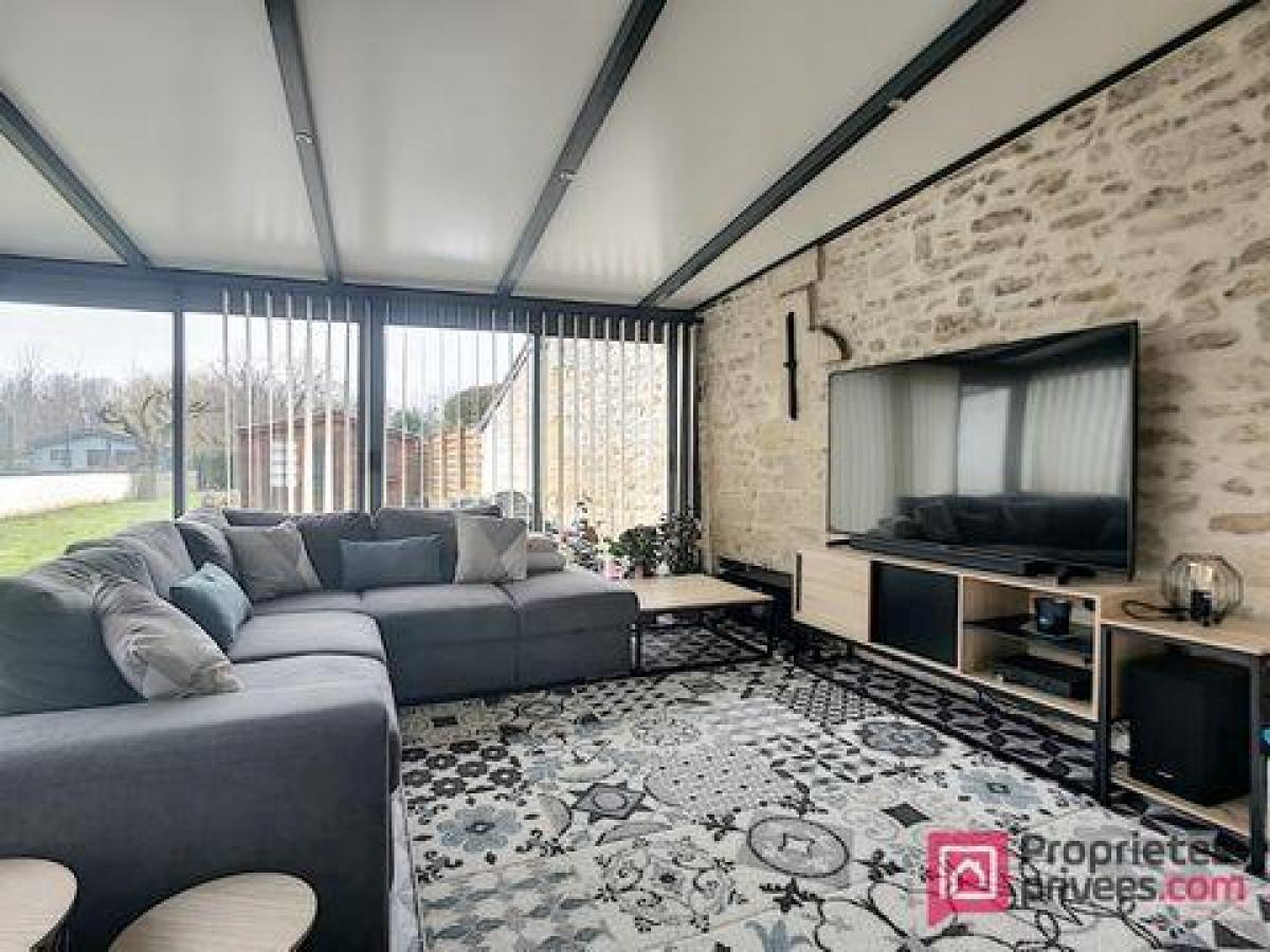 3 bedrooms House in Bury, France No. 2596