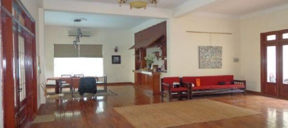 Villa de 5 dormitorios en Tay Ho, Vietnam No. 7129 10