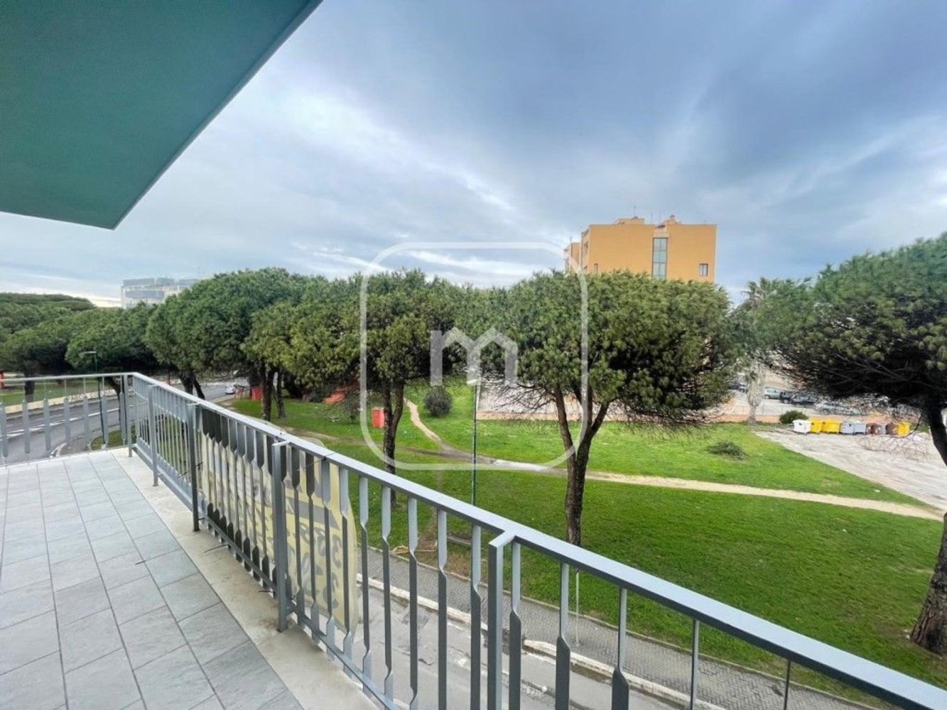 Квартира с 4 комнатами в Анцио, Италия № 76125