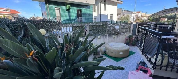 5 rooms Apartment in Soverato, Italy No. 134396 3