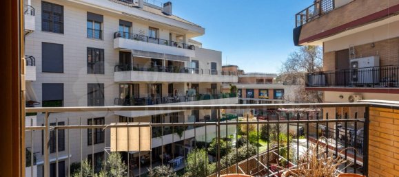 2 bedrooms Apartment in Rome, Italy No. 181922 35