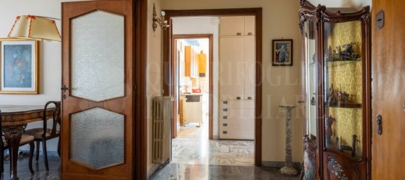 2 bedrooms Apartment in Rome, Italy No. 181922 2