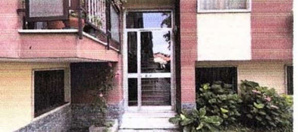 3 rooms Apartment in Trecate, Italy No. 7462 5