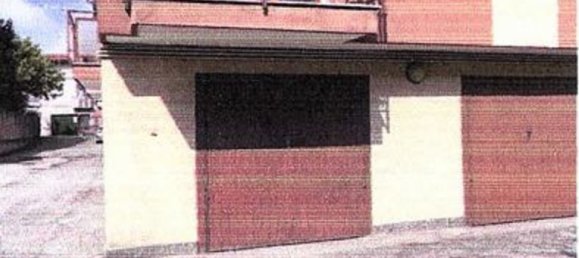 3 rooms Apartment in Trecate, Italy No. 7462 4