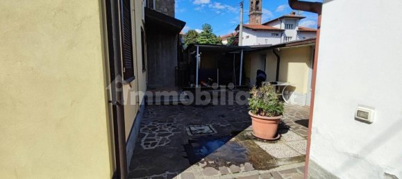 2 bedrooms House in Levate, Italy No. 332243 4