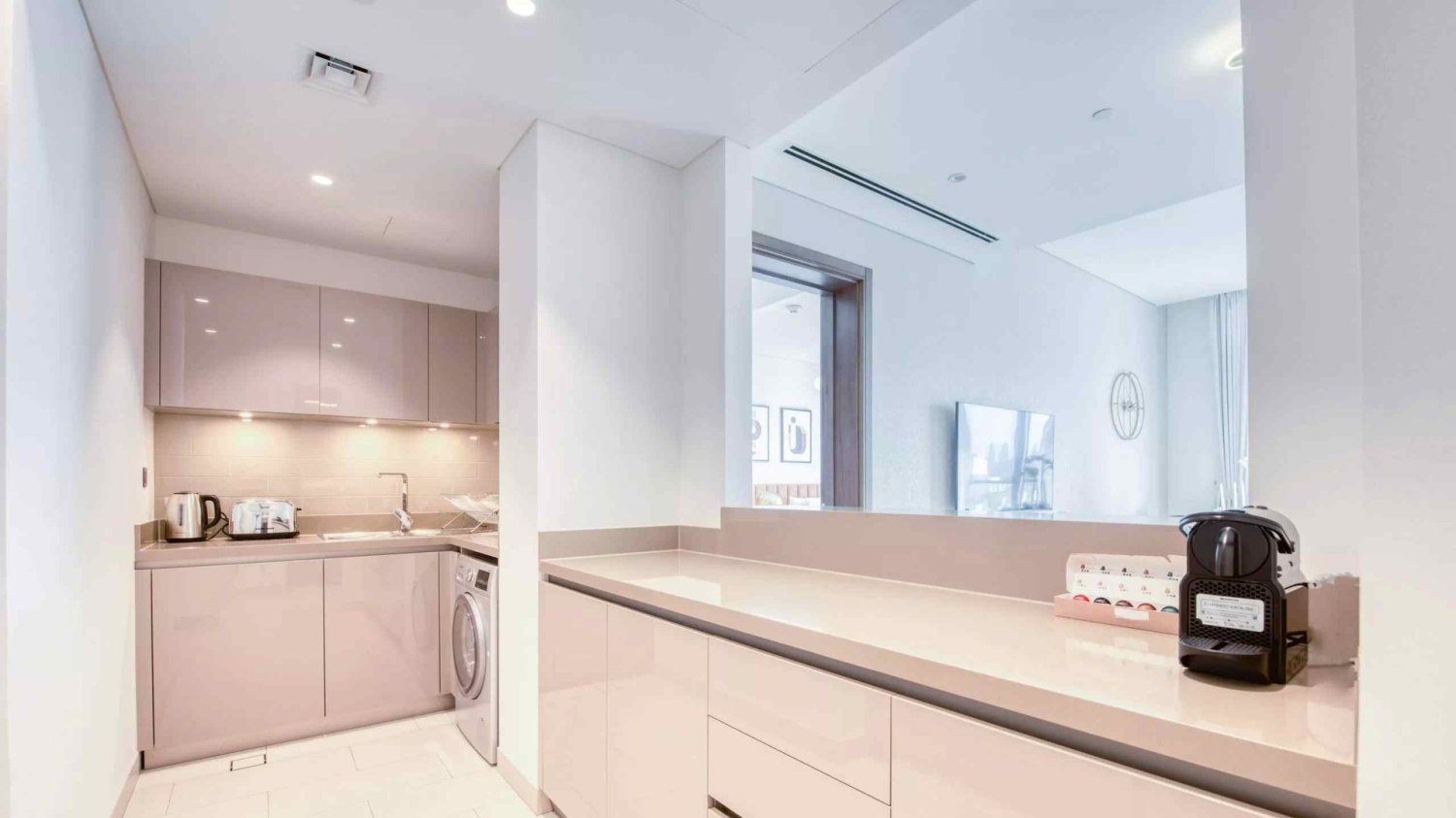 Studio in SOBHA ONE, Dubai, UAE No. 62729