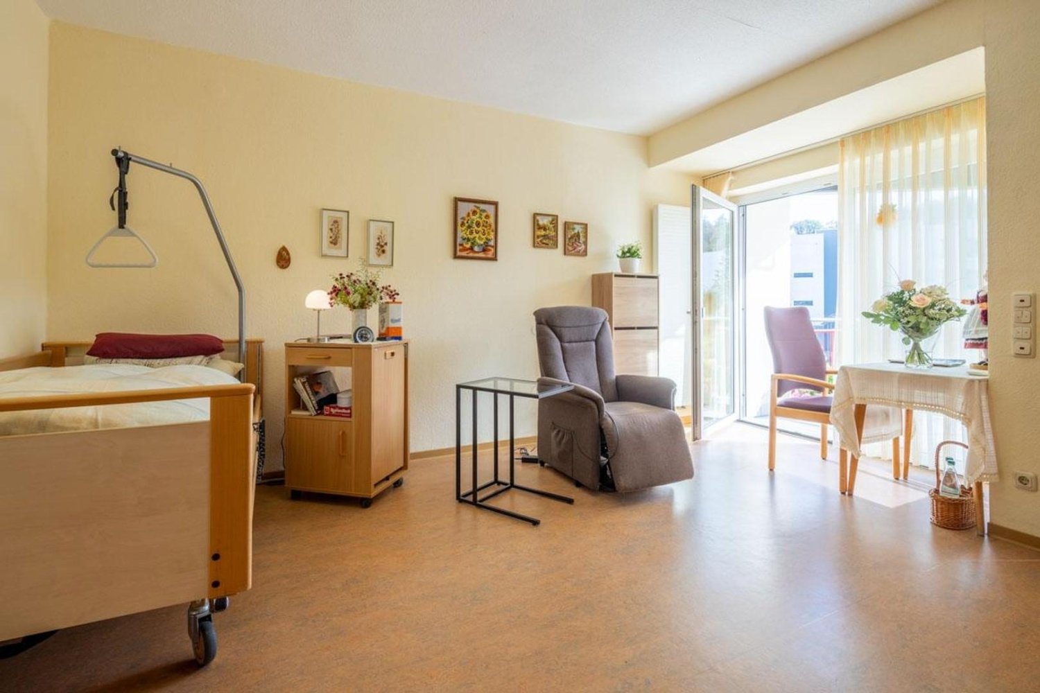 69m² Commercial property in Marburg-Biedenkopf, Germany No. 331413