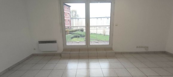2 bedrooms Apartment in Valenciennes, France No. 54812 5