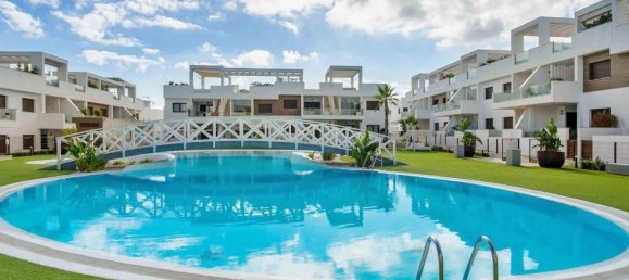 2 Schlafzimmer Haus in Torrevieja, Spain, Nr. 165612 3