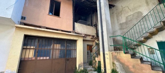 4 rooms House in Ponte Lambro, Italy No. 234330 13