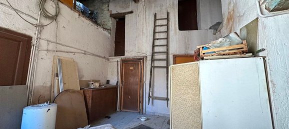 4 rooms House in Ponte Lambro, Italy No. 234330 15