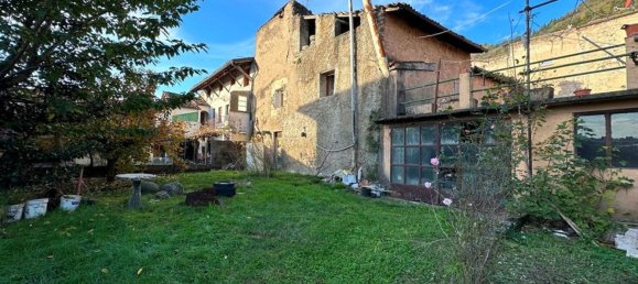 4 rooms House in Ponte Lambro, Italy No. 234330 2