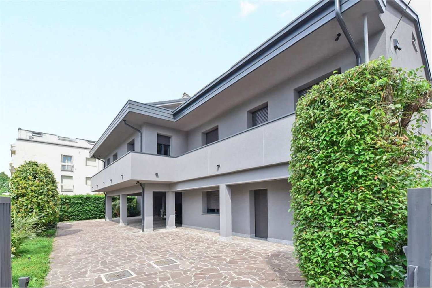 Вилла с 13 спальнями в Меда, Италия № 361175