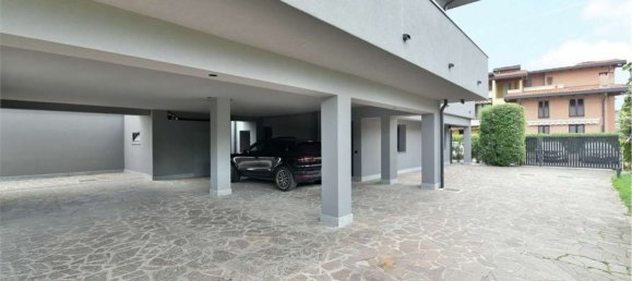 Вилла с 13 спальнями в Меда, Италия № 361175 10