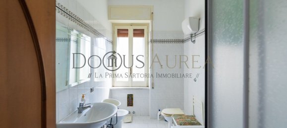 Здание 550м² в Эболи, Италия № 129025 20