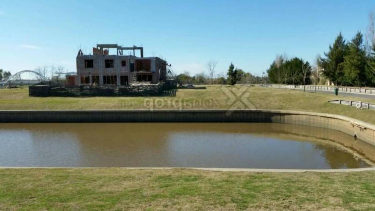 Grundstück in Tigre, Argentina, Nr. 49316