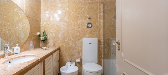 4 bedrooms Apartment in Porto, Portugal No. 113651 21