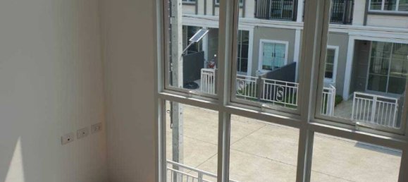 2 bedrooms Bungalow in Phra Pradaeng, Thailand No. 18833 5