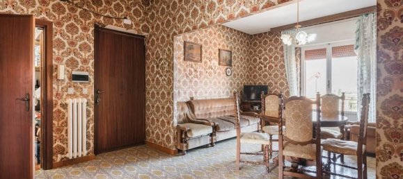 4-Zimmer Wohnung in Rome, Italy, Nr. 32335 8