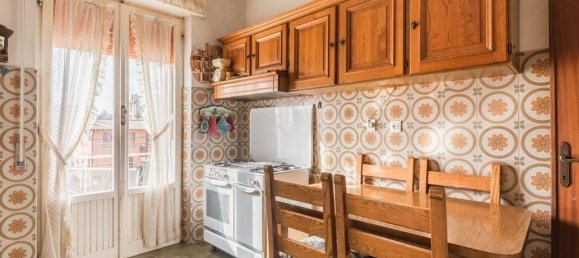 4-Zimmer Wohnung in Rome, Italy, Nr. 32335 16