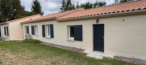 3 chambres Maison à Deux-Sèvres, France No. 301652 4