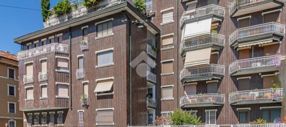 1 bedroom Apartment in Milan, Italy No. 263373 2