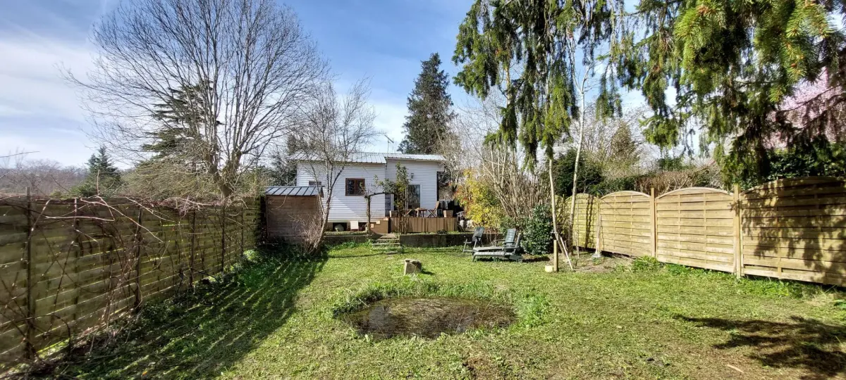  قطعة أرض في Medan, France 319متر مربع رقم 345470