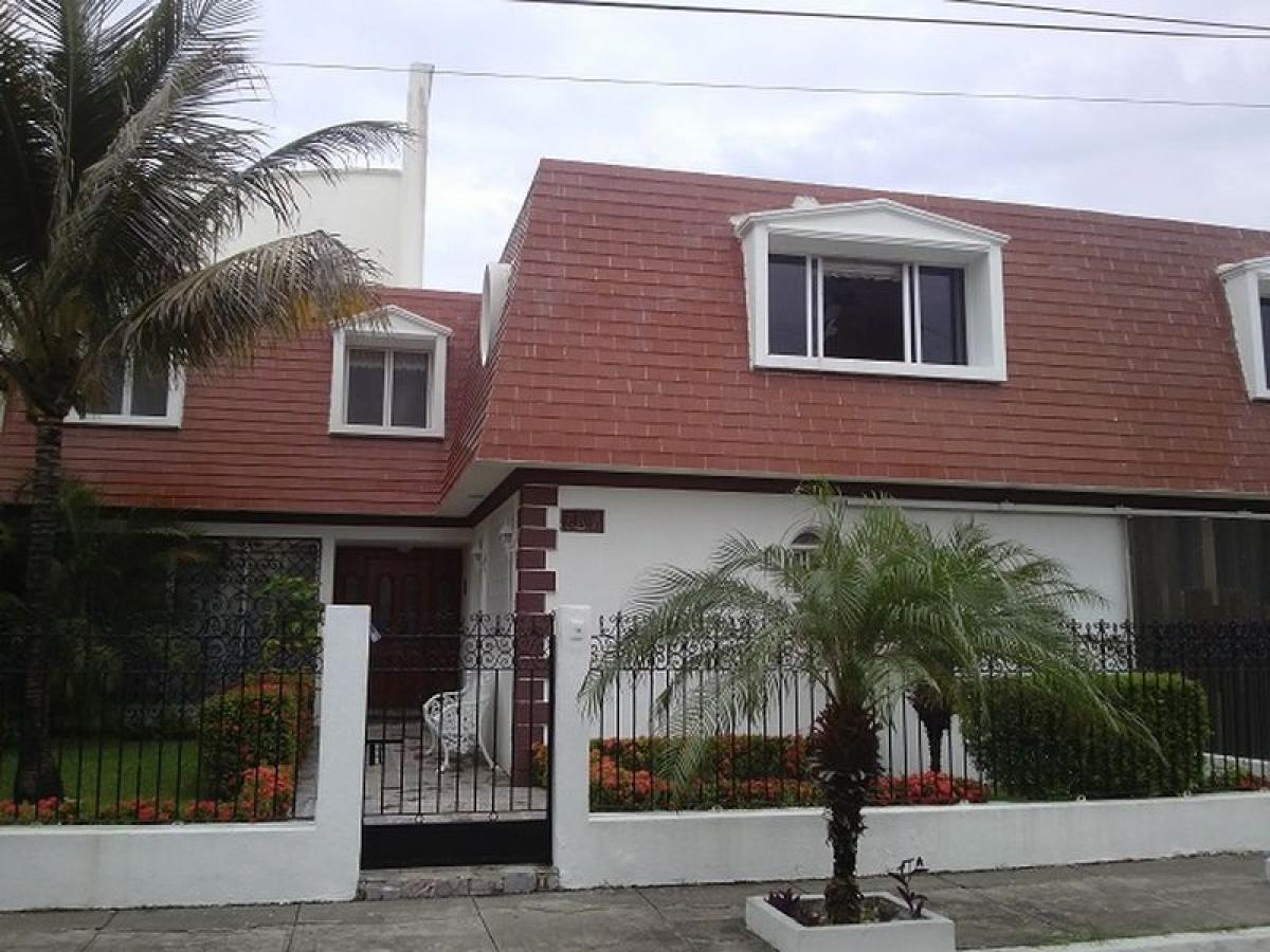 3 bedrooms House in Veracruz, Mexico No. 218911