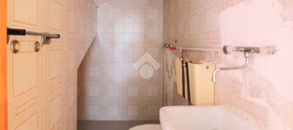 3 bedrooms Apartment in Cappelle sul Tavo, Italy No. 297352 9