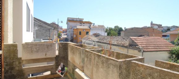 3 bedrooms Apartment in Cappelle sul Tavo, Italy No. 297352 13