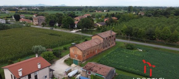 10 chambres Maison à Santa Maria di Sala, Italy No. 305591 12