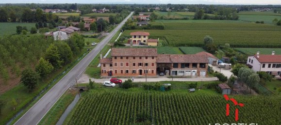 10 chambres Maison à Santa Maria di Sala, Italy No. 305591 10