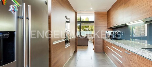 Villa T4 em Almancil, Portugal N.º 237494 24