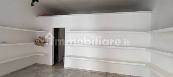 1 room Commercial property in Pozzuoli, Italy No. 172296 5