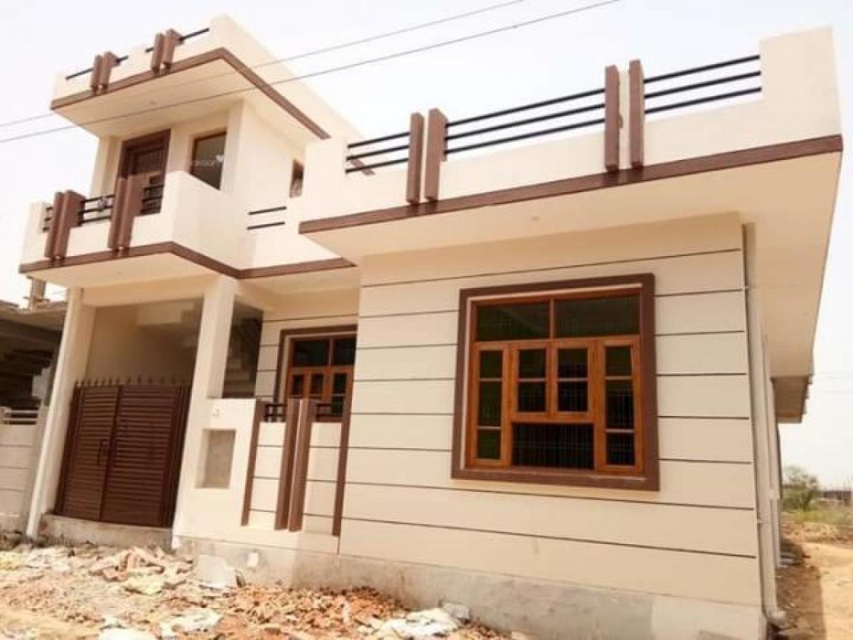 3 bedrooms House in Lucknow, India No. 10885