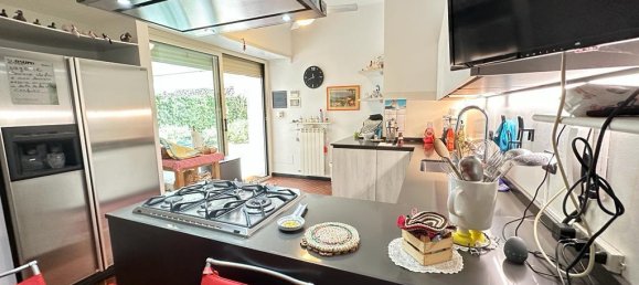 9غرفة شقة في Ameglia, Italy رقم 153631 7