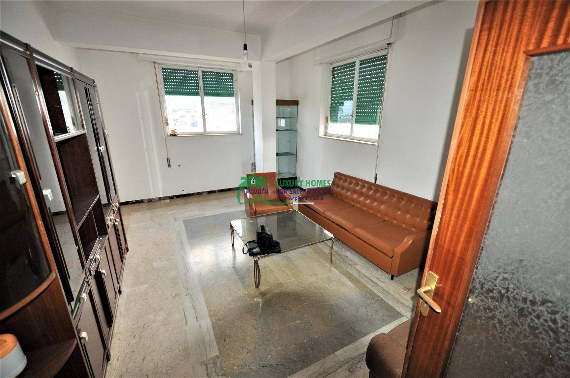 Apartamento de 2 dormitorios en Ragusa, Italy No. 145284