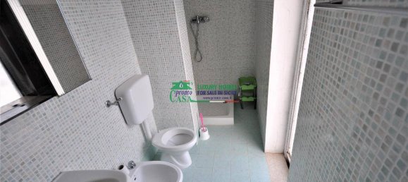 Apartamento de 2 dormitorios en Ragusa, Italy No. 145284 5
