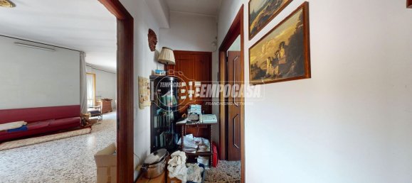 6 Schlafzimmer Wohnung in Surbo, Italy, Nr. 380402 25